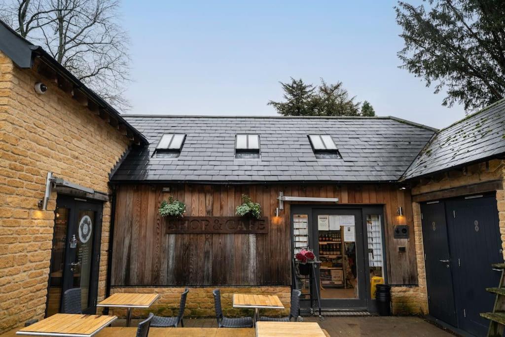 Chic Cotswold Tiny Home - Oddity House Blockley Luaran gambar